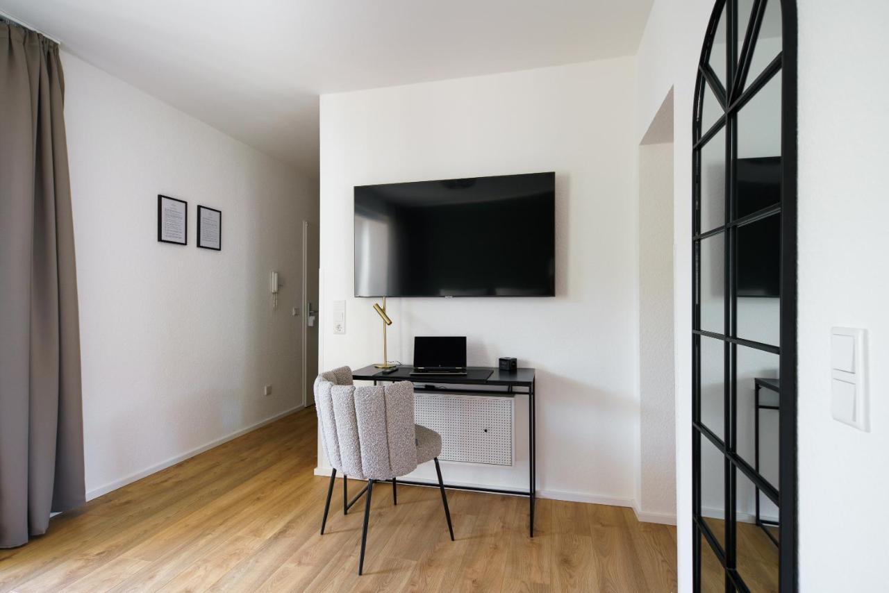 Staytona - Parkpl. - Balkon - Wlan - Netflix - Wfh タウヌスシュタイン エクステリア 写真
